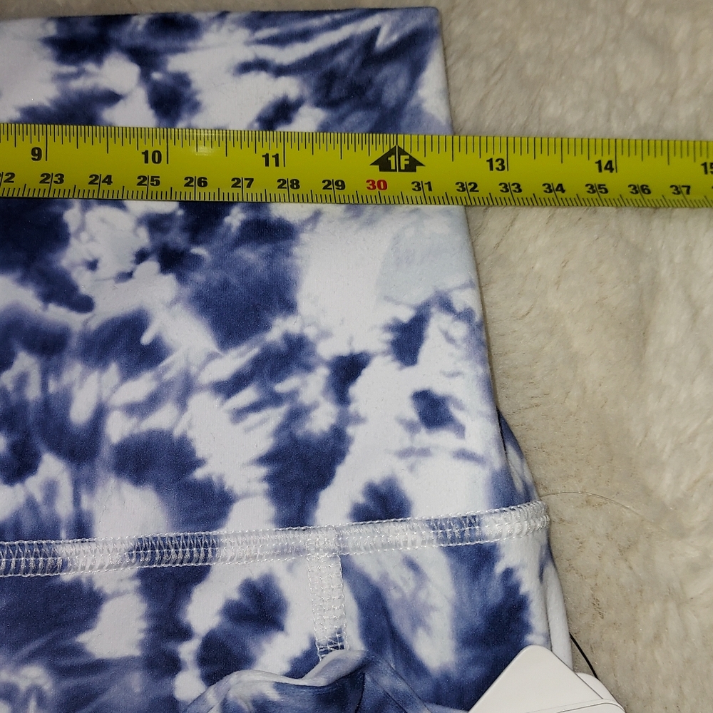 RBX Capri Length High Waisted Leggings Style CR6947R Blue White Tie Dyed NWT M - Picture 7 of 8